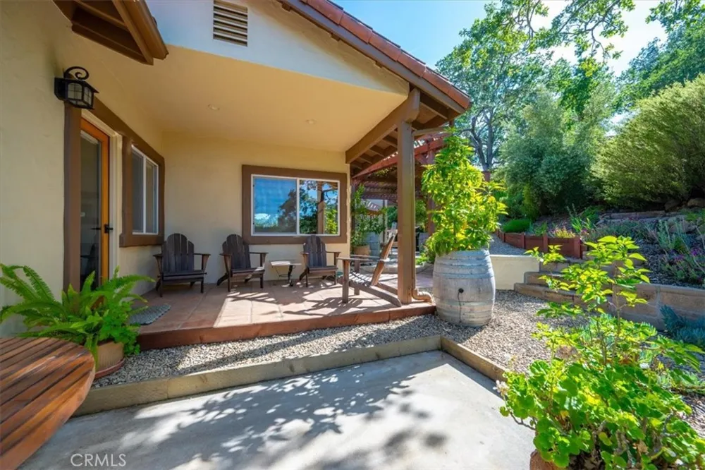 10662 Santa Ana Road Atascadero, CA 93422