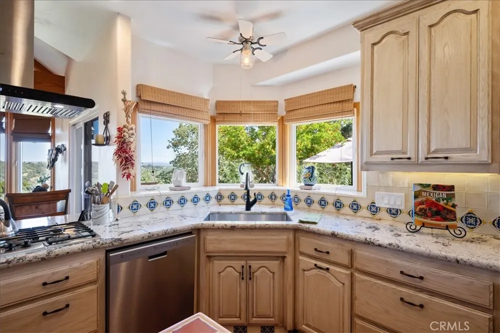 10662 Santa Ana Road Atascadero, CA 93422