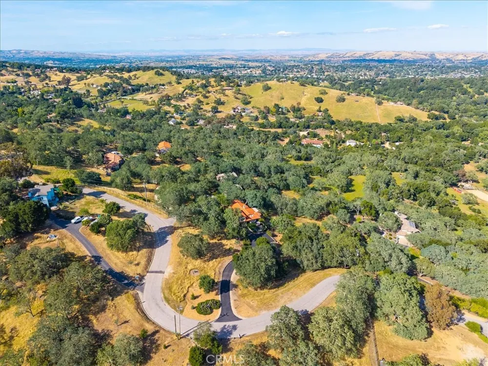10662 Santa Ana Road Atascadero, CA 93422
