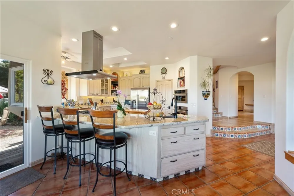 10662 Santa Ana Road Atascadero, CA 93422