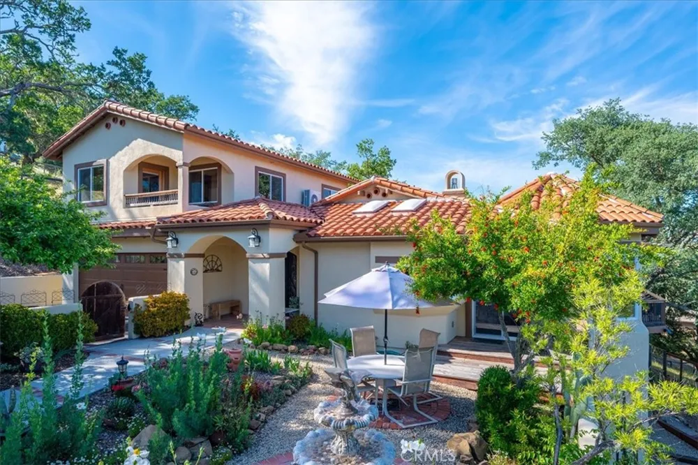 10662 Santa Ana Road Atascadero, CA 93422