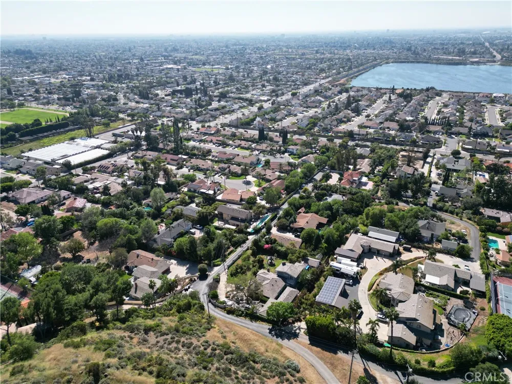 5242 E Lomita Orange, CA 92869