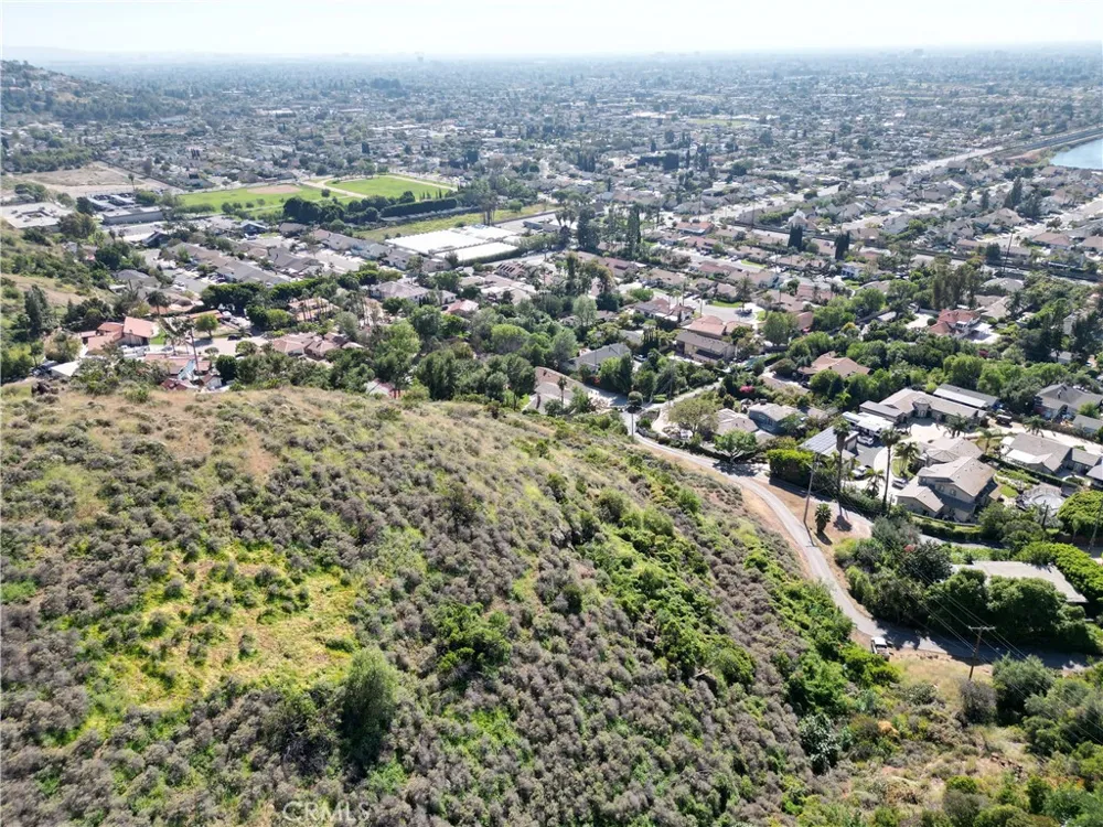 5242 E Lomita Orange, CA 92869