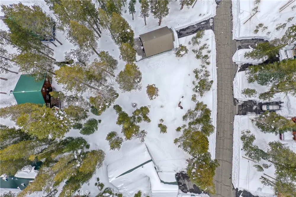 5252 Palisade Road Soda Springs, CA 95728