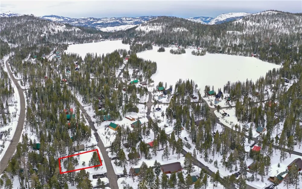 5252 Palisade Road Soda Springs, CA 95728