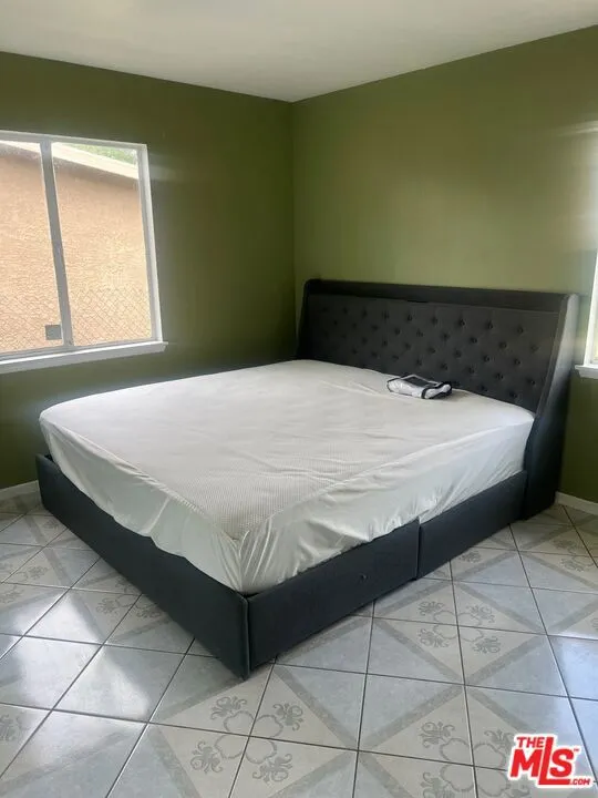 38454 Sumac Avenue Palmdale, CA 93550