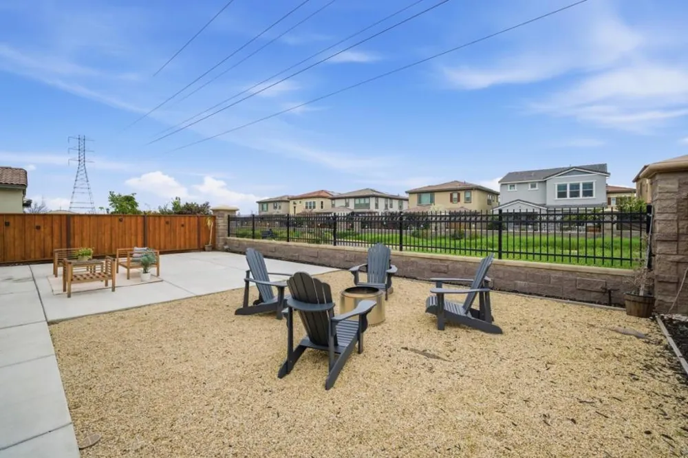 1122 S Morning Glory Drive Mountain House, CA 95391