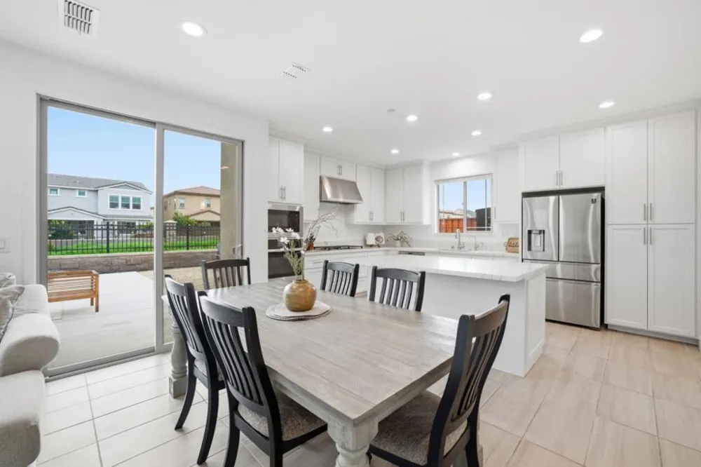 1122 S Morning Glory Drive Mountain House, CA 95391