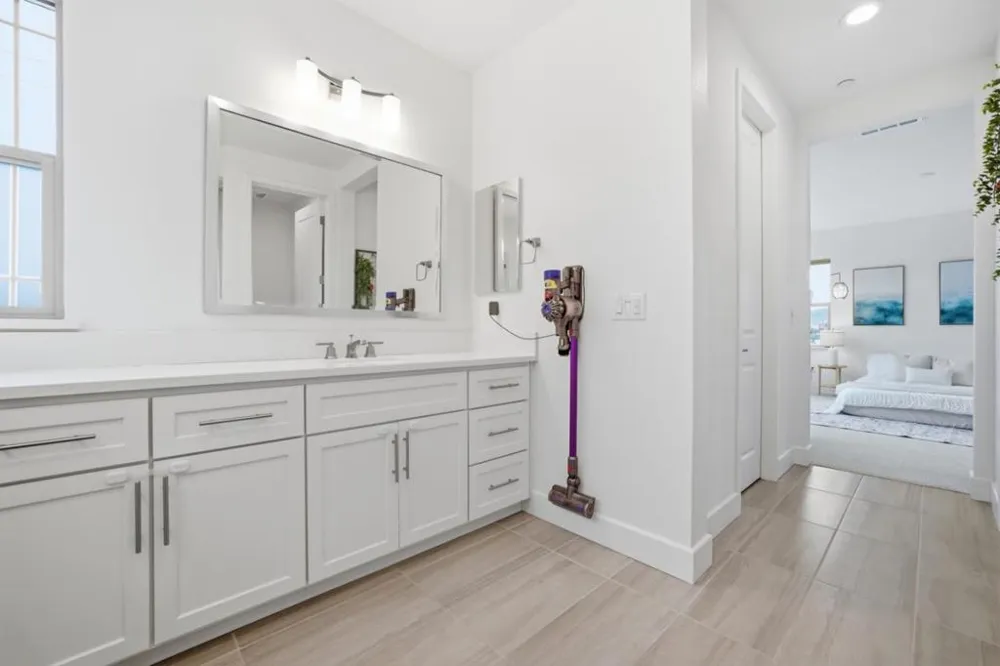 1122 S Morning Glory Drive Mountain House, CA 95391