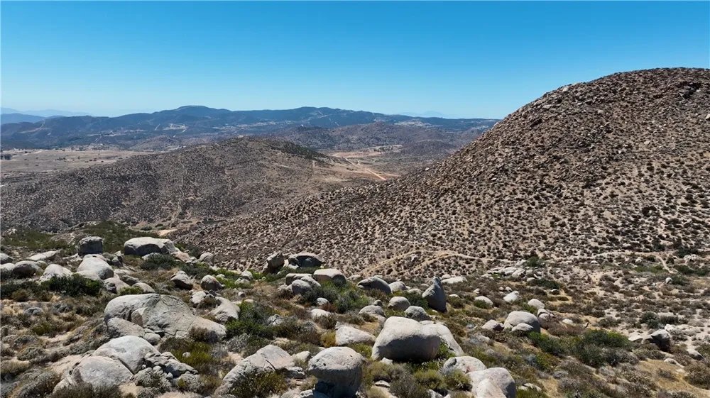 11 Sage Road Sage, CA 92544