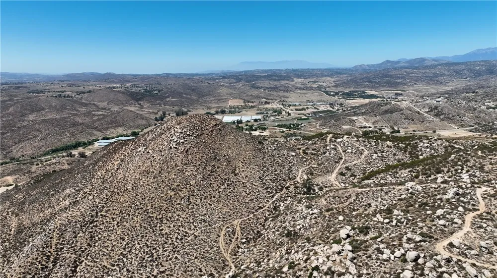 11 Sage Road Sage, CA 92544