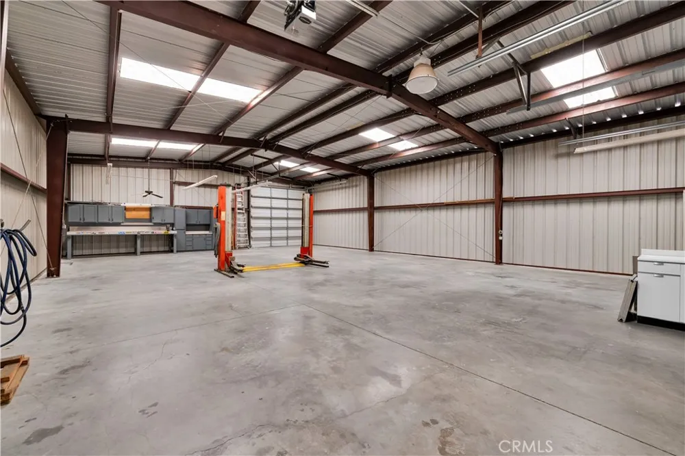 2858 Sage Avenue Landers, CA 92285