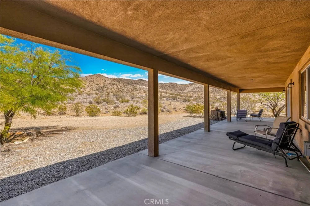 2858 Sage Avenue Landers, CA 92285