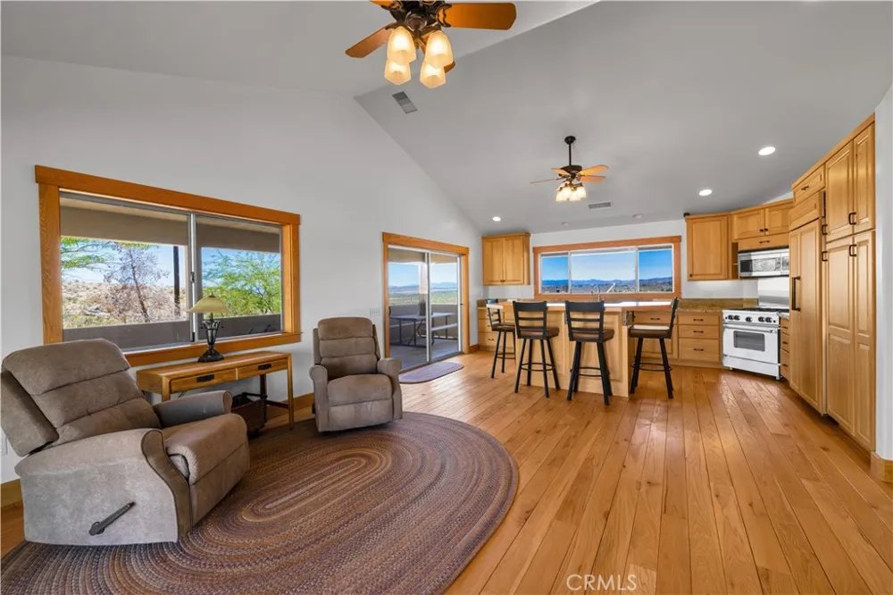 2858 Sage Avenue Landers, CA 92285