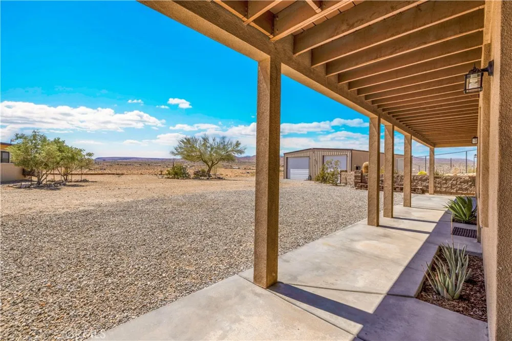 2858 Sage Avenue Landers, CA 92285