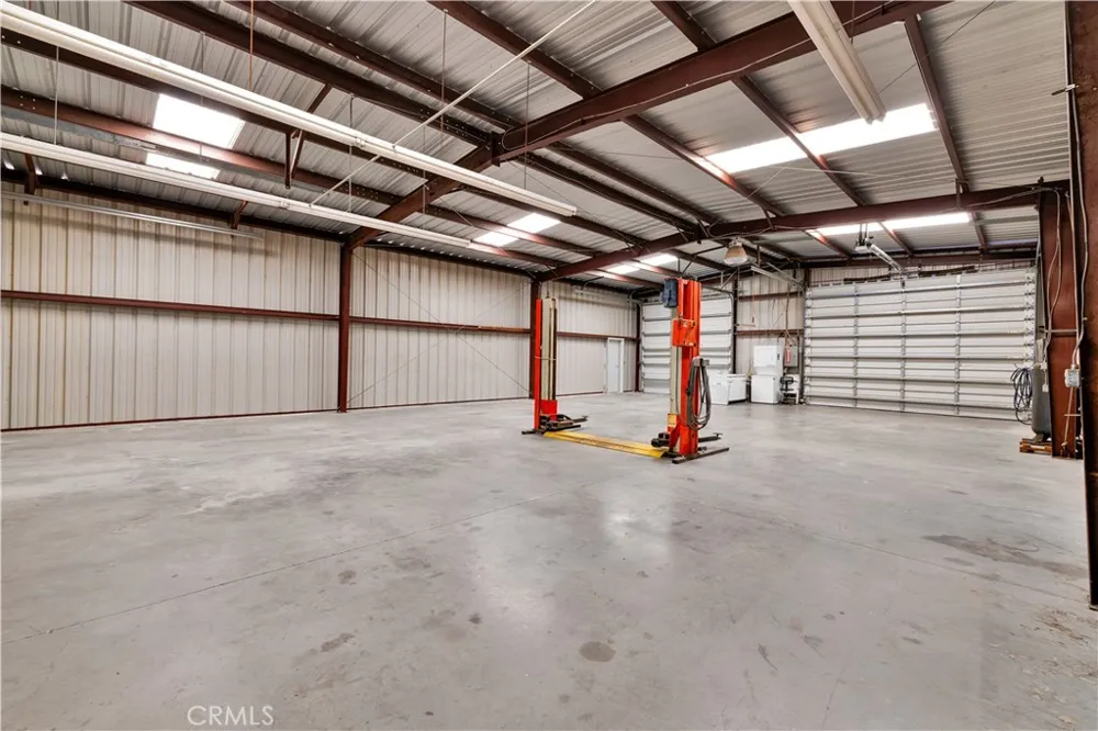 2858 Sage Avenue Landers, CA 92285