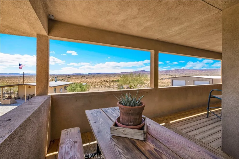 2858 Sage Avenue Landers, CA 92285