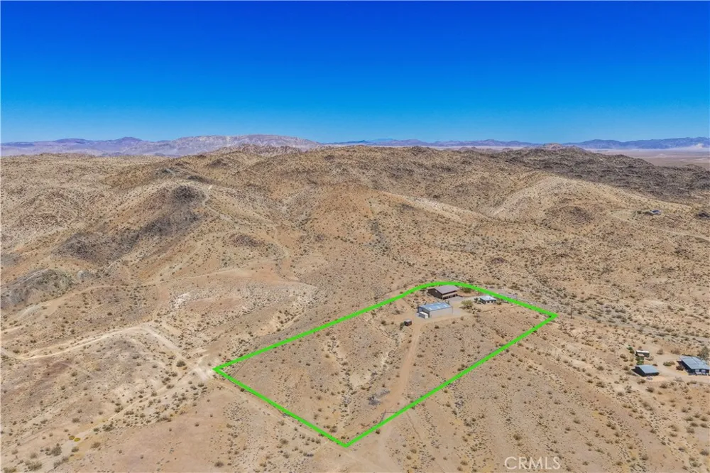 2858 Sage Avenue Landers, CA 92285