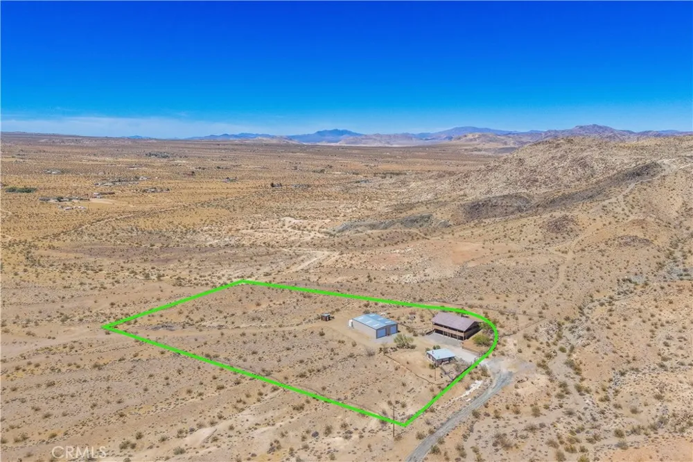 2858 Sage Avenue Landers, CA 92285