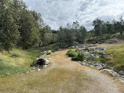 Oak Grove Court E