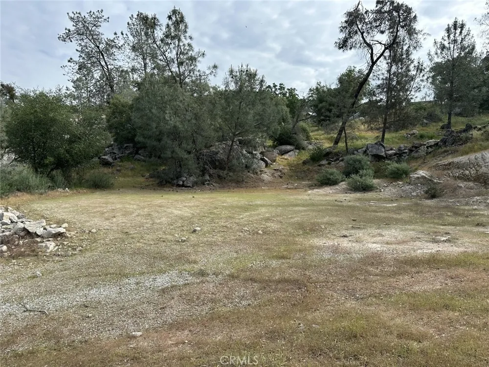 Oak Grove Court E Coarsegold, CA 93614