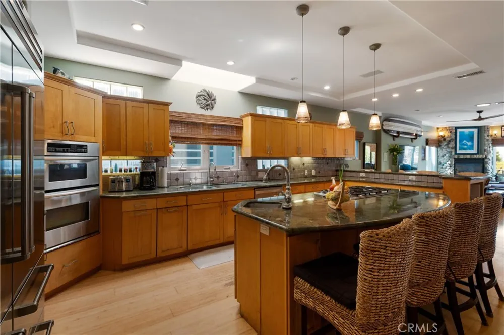 310 30th Hermosa Beach, CA 90254