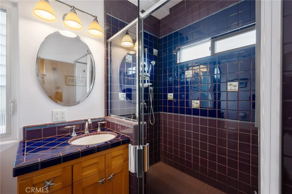 310 30th Hermosa Beach, CA 90254