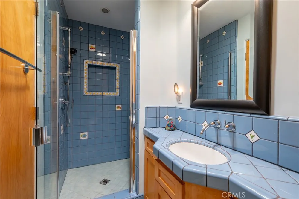 310 30th Hermosa Beach, CA 90254