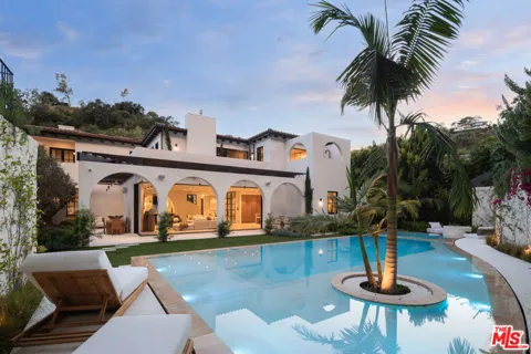 966 Stone Canyon Road