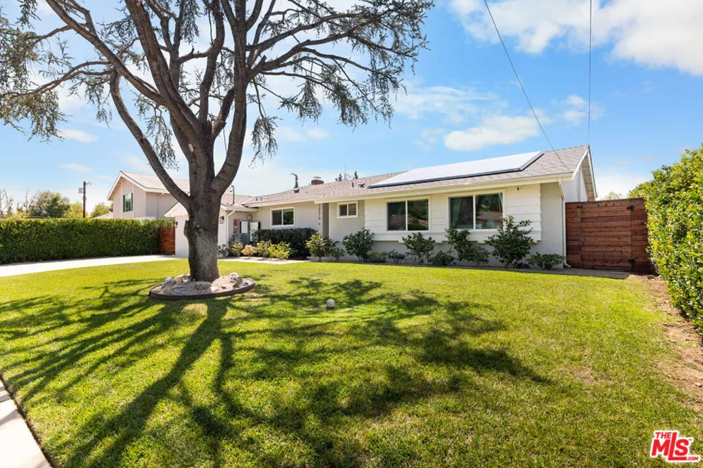10510 Kurt Street Lakeview Terrace, CA 91342