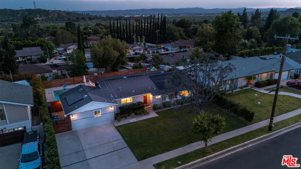 10510 Kurt Street Lakeview Terrace, CA 91342