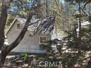 658 Yukon Green Valley Lake, CA 92341