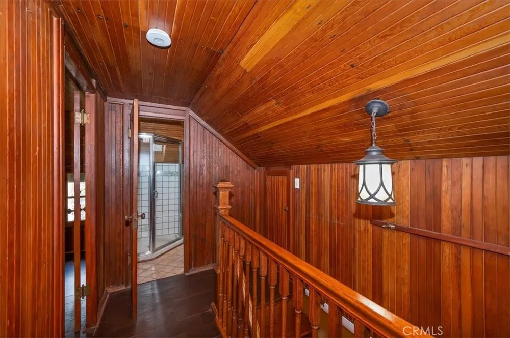 27297 Little Bear Blue Jay, CA 92317