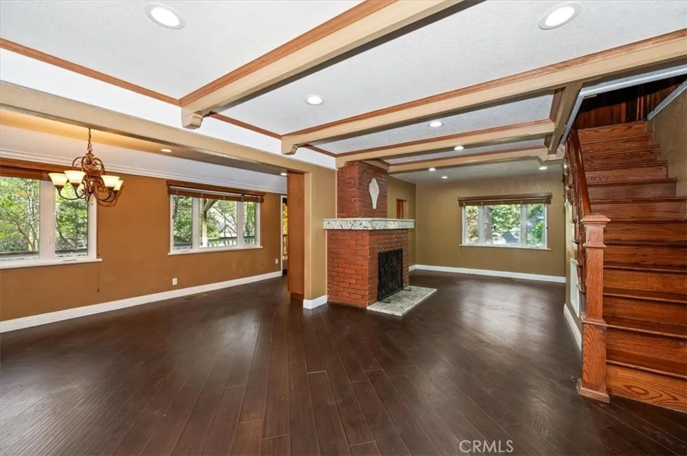 27297 Little Bear Blue Jay, CA 92317