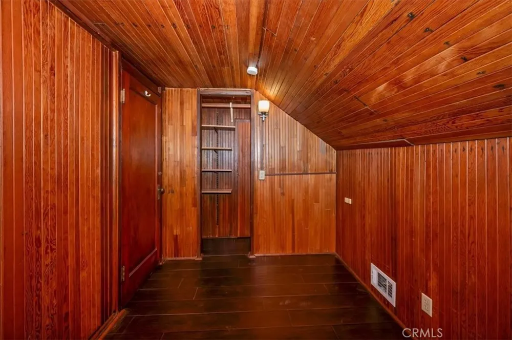 27297 Little Bear Blue Jay, CA 92317