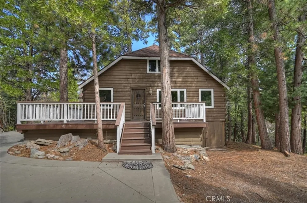 27297 Little Bear Blue Jay, CA 92317