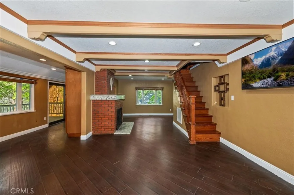 27297 Little Bear Blue Jay, CA 92317