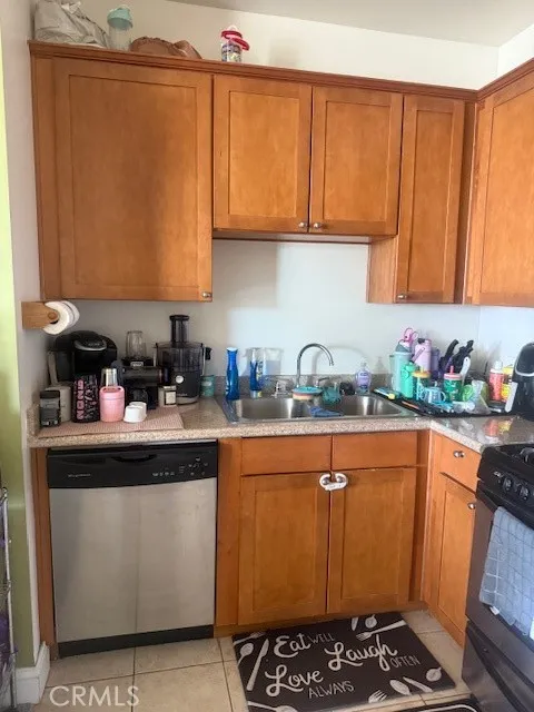6938 Laurel Canyon #212 North Hollywood, CA 91605