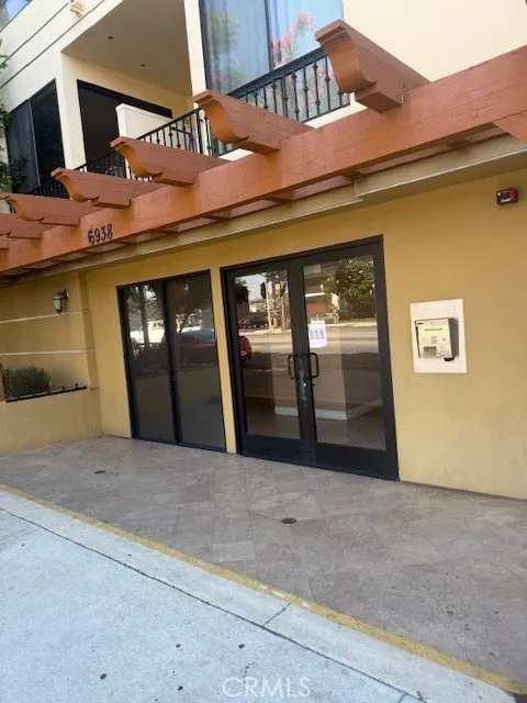 6938 Laurel Canyon #212 North Hollywood, CA 91605