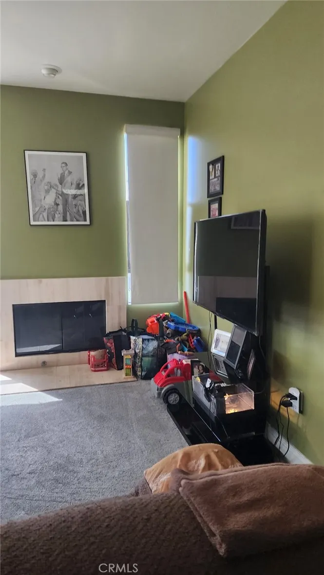 6938 Laurel Canyon #212 North Hollywood, CA 91605