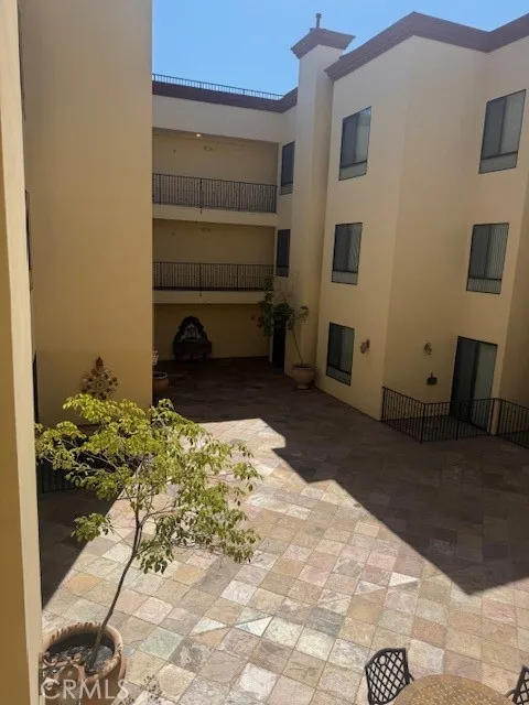 6938 Laurel Canyon #212 North Hollywood, CA 91605