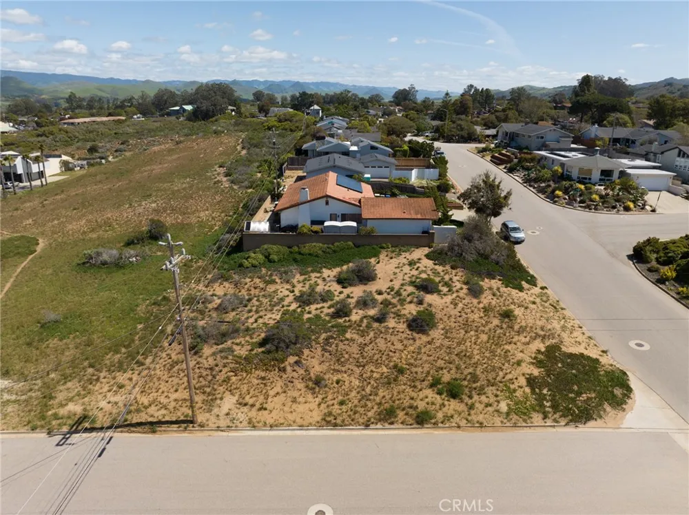 1110 Bay Oaks Los Osos, CA 93402