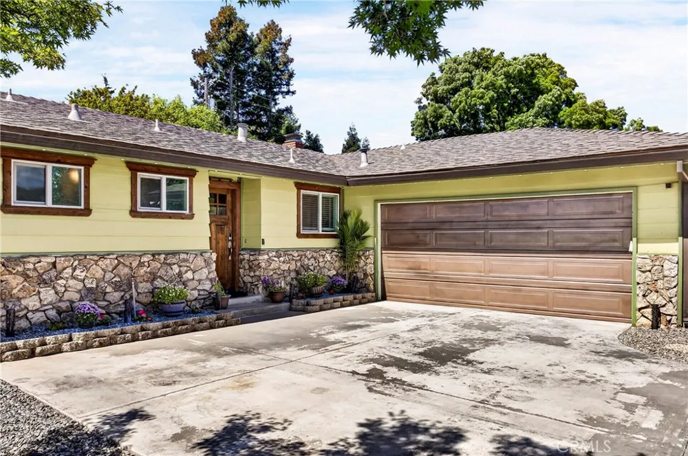 6 Mayfair Chico, CA 95973