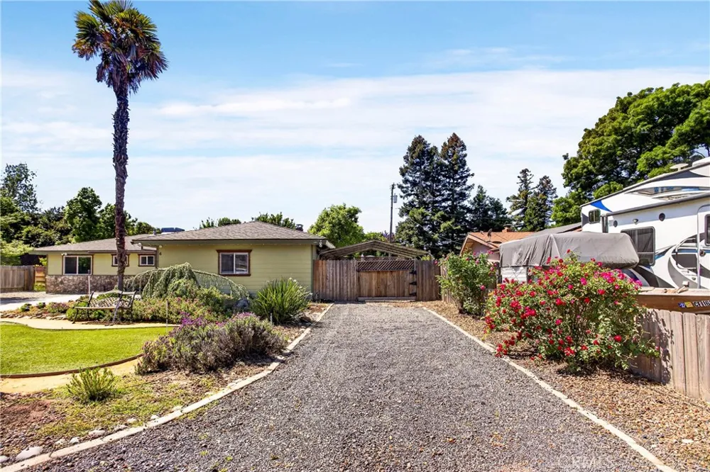 6 Mayfair Chico, CA 95973