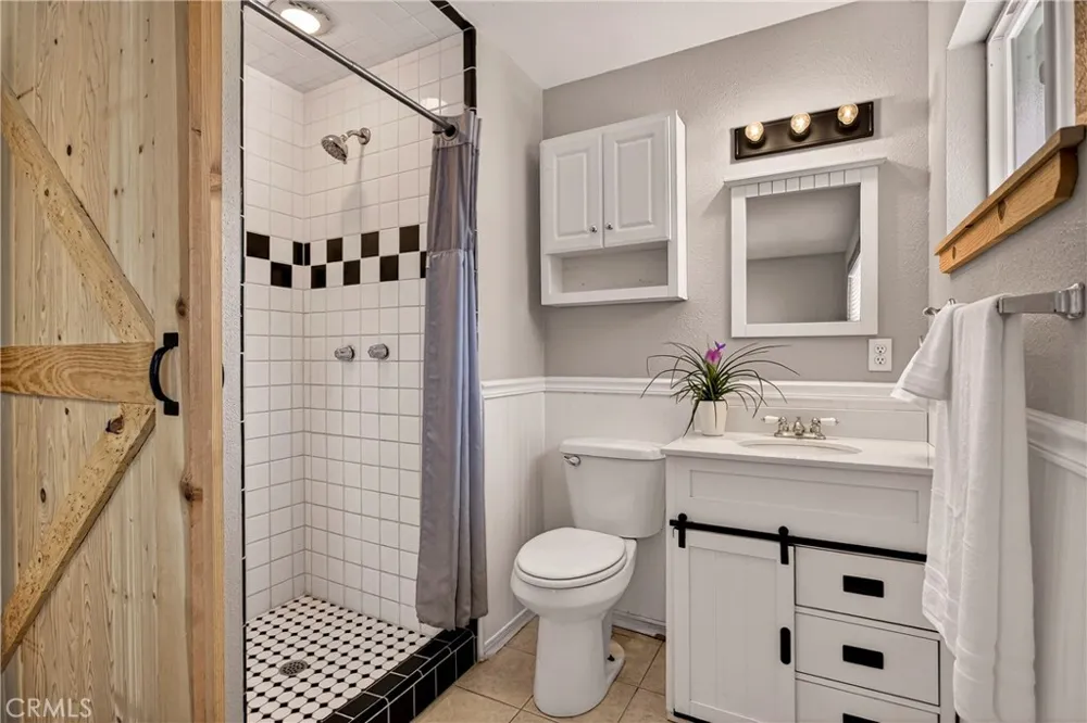 6 Mayfair Chico, CA 95973