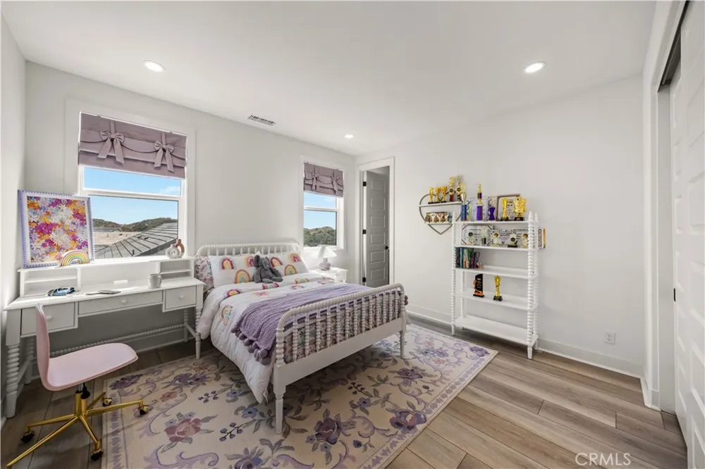 18331 Creek Canyon Silverado, CA 92676