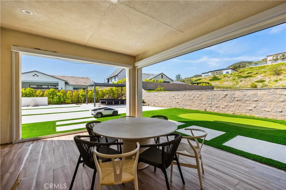 18331 Creek Canyon Silverado, CA 92676
