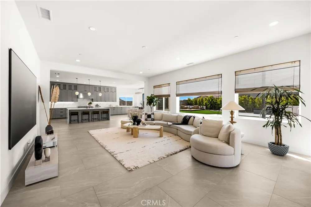 18331 Creek Canyon Silverado, CA 92676