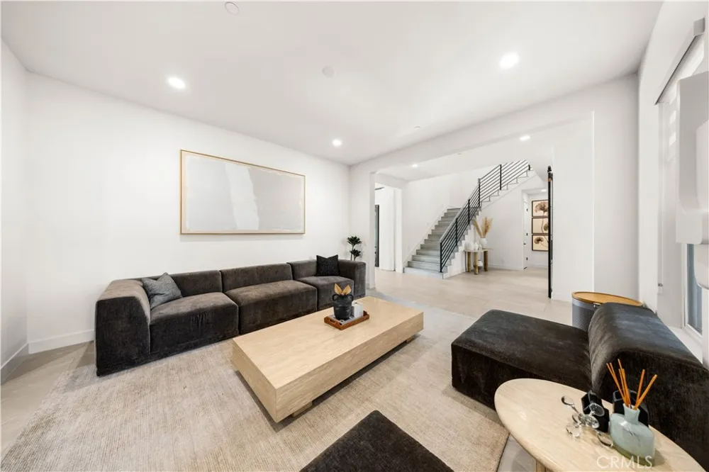 18331 Creek Canyon Silverado, CA 92676
