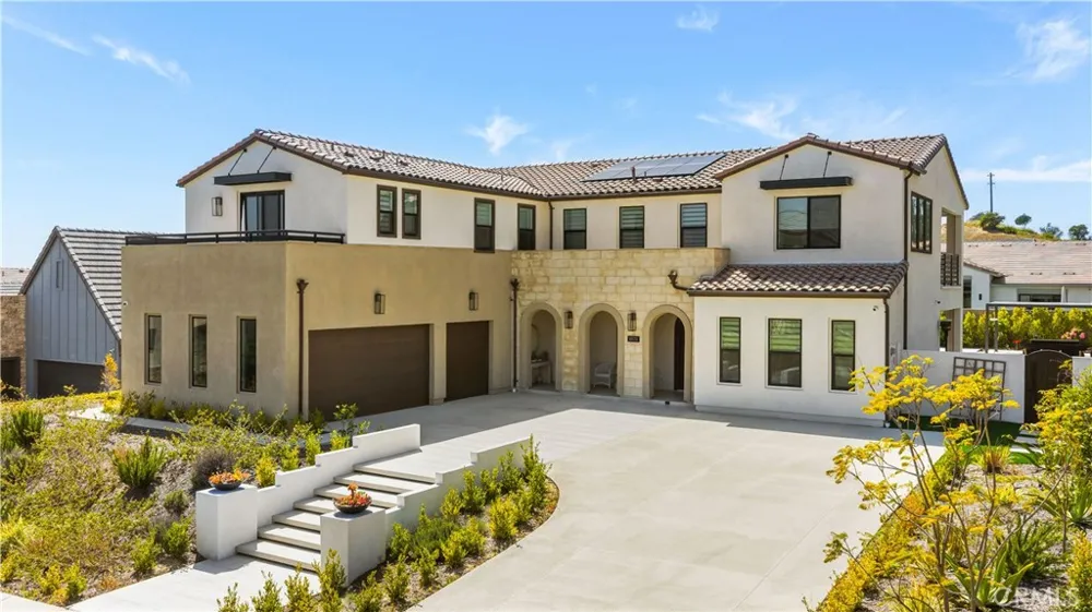 18331 Creek Canyon Silverado, CA 92676